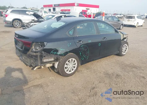 2022 Kia Forte Fe z USA, uszkodzony, nr VIN 3KPF24AD7NE441927